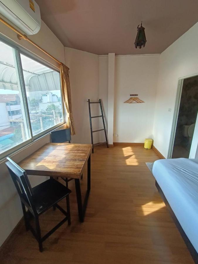 Hostel Soft Night Barzaar Čiang Mai Exteriér fotografie