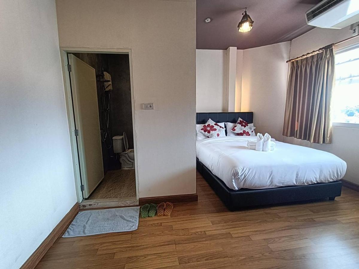 Hostel Soft Night Barzaar Čiang Mai Exteriér fotografie