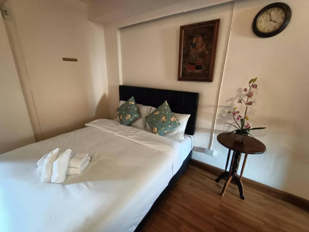 Hostel Soft Night Barzaar Čiang Mai Exteriér fotografie